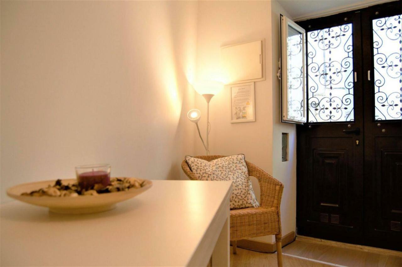 Stay In The Heart Of Alfama! Лиссабон Экстерьер фото